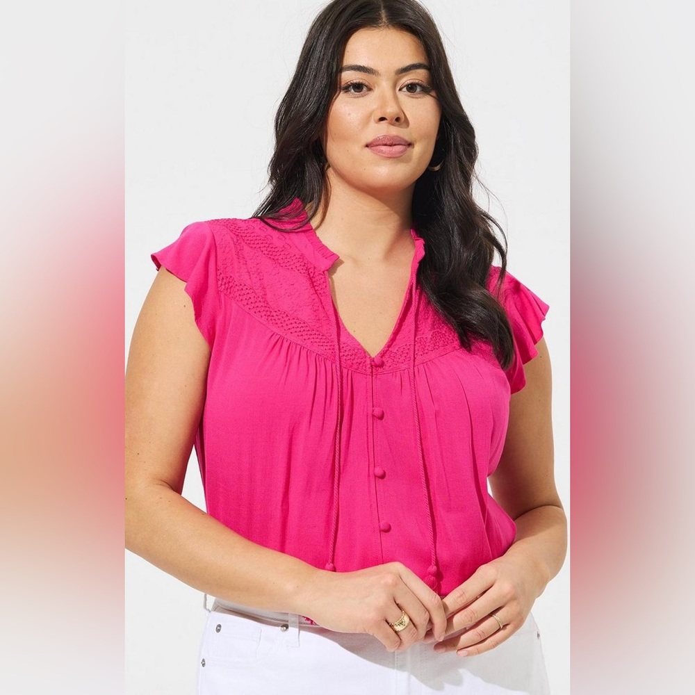 Torrid Slub Crochet Detail Tie-Front Top Size 1